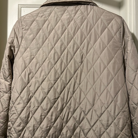 Quilted Women’s Jacket Tan with Plaid lining. Medium NWOT - Picture 6 of 6
